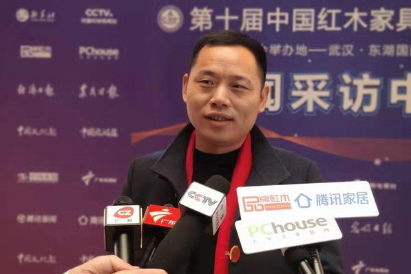 萬(wàn)事紅蔣國(guó)洪：打造最專(zhuān)業(yè)的微凹黃檀品牌