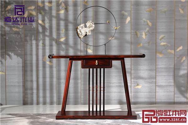 恒達(dá)木業(yè):闊葉黃檀詩(shī)韻玄關(guān)柜 恒達(dá)木業(yè):闊葉黃檀詩(shī)韻玄關(guān)柜