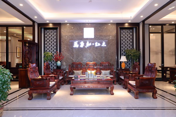 萬(wàn)事紅：用匠心詮釋微凹黃檀專(zhuān)業(yè)品牌魅力