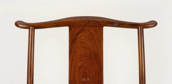 區氏家具 四出頭官帽椅 (一對)黃花梨 區氏家具 四出頭官帽椅 (一對)黃花梨
