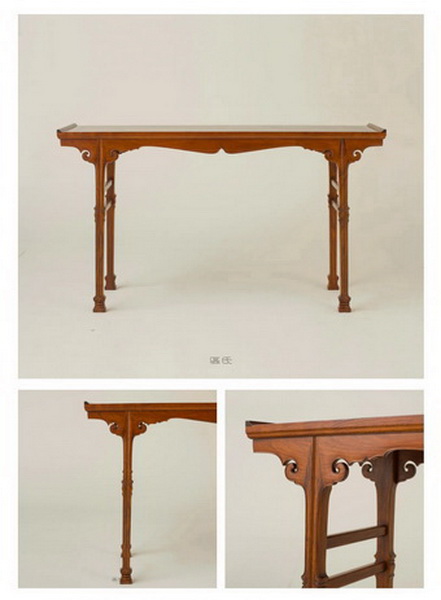 區氏家具 劍腿翹頭案 黃花梨(楠木心板) 長:147cm 寬:39cm 高:83cm A huanghuali recessed trestle-leg table, qiaotou’an 區氏家具 劍腿翹頭案 黃花梨(楠木心板) 長:147cm 寬:39cm 高:83cm A huanghuali recessed trestle-leg table, qiaotou’an