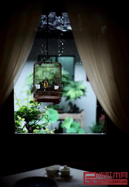 窗下,聽雨攬月 窗下,聽雨攬月