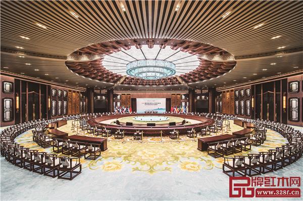從G20杭州峰會(huì)開(kāi)始,四年八次,明堂紅木多次在世界舞臺(tái)代言中國(guó)紅木.jpg 從G20杭州峰會(huì)開(kāi)始,四年八次,明堂紅木多次在世界舞臺(tái)代言中國(guó)紅木.jpg