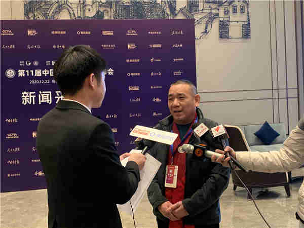 見證品牌高光時刻，華廈·大不同榮獲“紅木家具十大受歡迎品牌”