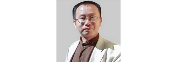 周京南 全聯藝術紅木家具專業委員會專家顧問、故宮博物院研究員 周京南 全聯藝術紅木家具專業委員會專家顧問、故宮博物院研究員