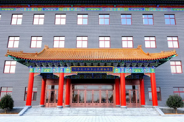 巧奪天工紅木 建立紅木文化學(xué)院，讓消費(fèi)者放心100%