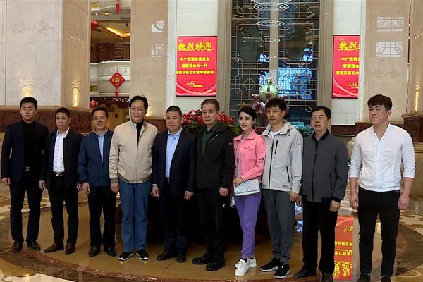 知名演員唐國強一行來仙游調研紅木產業