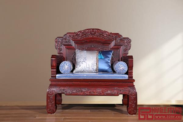 沙發(fā)運(yùn)用人體工學(xué)理念,坐感舒適 沙發(fā)運(yùn)用人體工學(xué)理念,坐感舒適