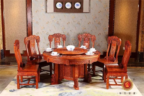 華行紅木告訴你：為什么獨板紅木家具貴，但更受歡迎?