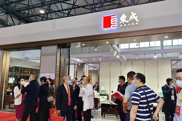 東成紅木攜文宋進京，亮相2021中國紅木家具文化博覽會