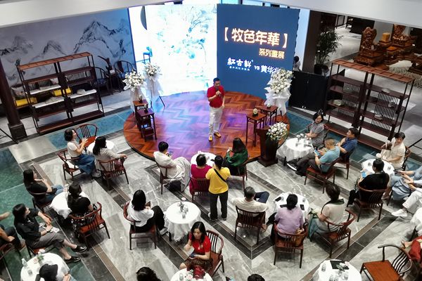 “牧色年華”畫展美學(xué)盛宴矚目國慶小長假 “牧色年華”畫展美學(xué)盛宴矚目國慶小長假
