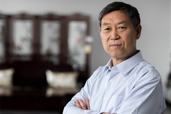 巧奪天工紅木董事長張愛冬：兵在精 不在多