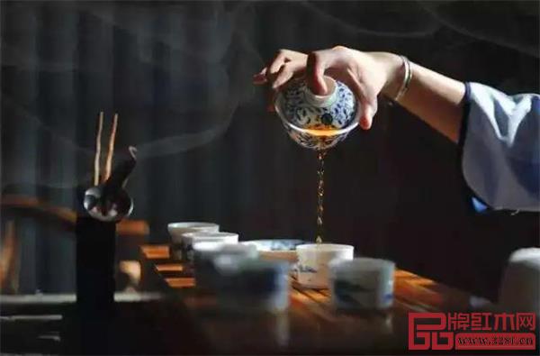 中信紅木:君道茶臺,裊裊茶香中的閑適愜意 中信紅木:君道茶臺,裊裊茶香中的閑適愜意