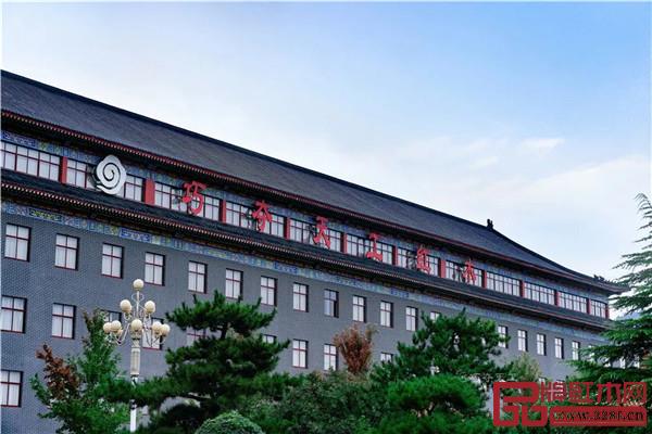 巧奪天工紅木--“花園式工廠”每個角落都美輪美奐