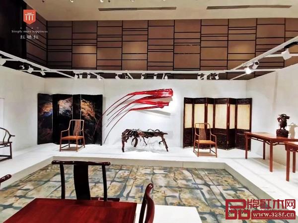 中國嘉德“匠心妙契”拍賣展覽現(xiàn)場 中國嘉德“匠心妙契”拍賣展覽現(xiàn)場