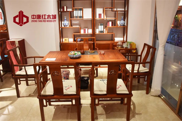 中唐紅木城 | 紅木家具中的“人體工程學”應用，你知道嗎？