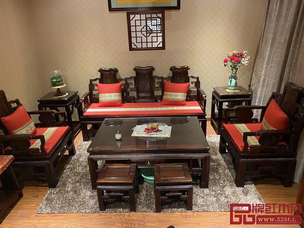 交趾黃檀花鳥沙發(fā)八件套，銷售價(jià)286000元，活動(dòng)價(jià)116000元
