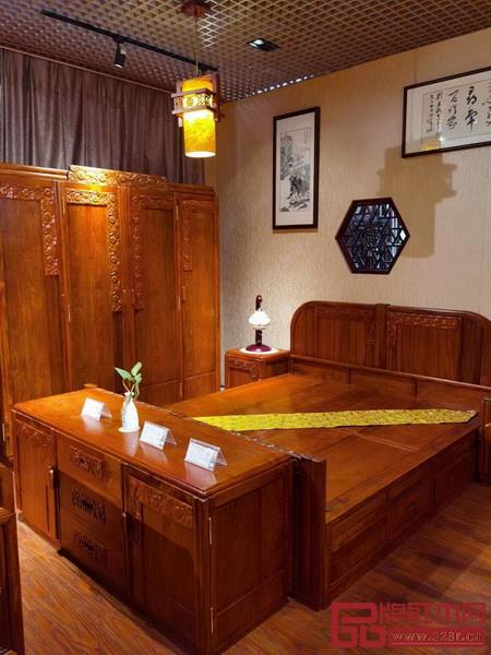 大果紫檀美齡臥室五件套，銷售價(jià)200600元，活動(dòng)價(jià)80100元