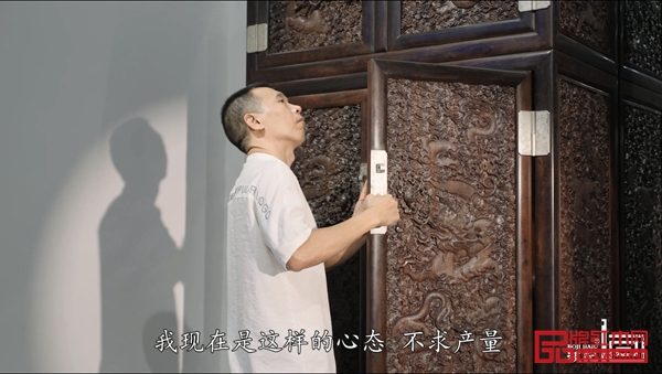中國傳統工藝大師、波記紫檀館伍建波對家具的品質要求精益求精 中國傳統工藝大師、波記紫檀館伍建波對家具的品質要求精益求精