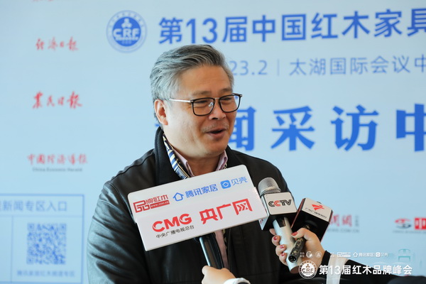 紅博城董事辦主任林志洪接受各大媒體聯訪 紅博城董事辦主任林志洪接受各大媒體聯訪