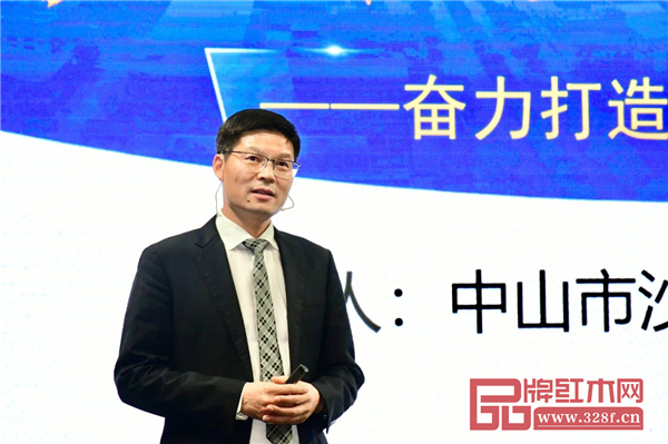 沙溪鎮(zhèn)黨委書記徐成彬發(fā)表講話 沙溪鎮(zhèn)黨委書記徐成彬發(fā)表講話