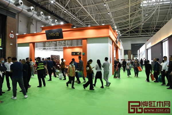 懷古紅木青島國際家具展展位人氣火爆 懷古紅木青島國際家具展展位人氣火爆
