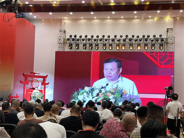 中國家具協會理事長徐祥楠先生講話 中國家具協會理事長徐祥楠先生講話
