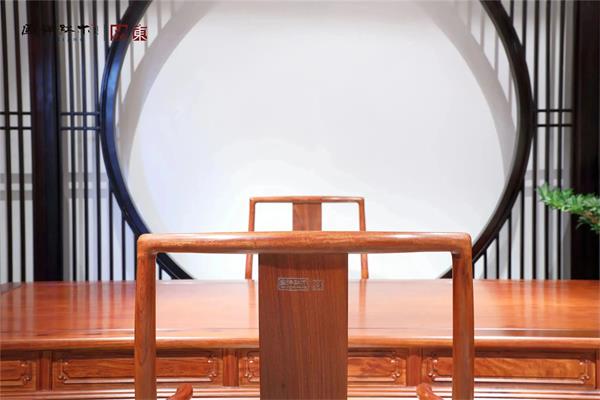 國祥紅木：緬花新古典家具，謙謙君子，溫潤如玉
