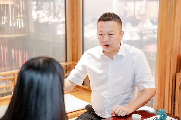 專訪明堂家居總經理張向榮：張向榮：堅守數字化轉型升級，以全新產品形態引發行業新思考