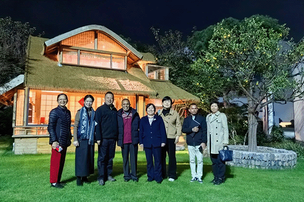 東帝汶前總統一行蒞臨明堂紅木參觀考察