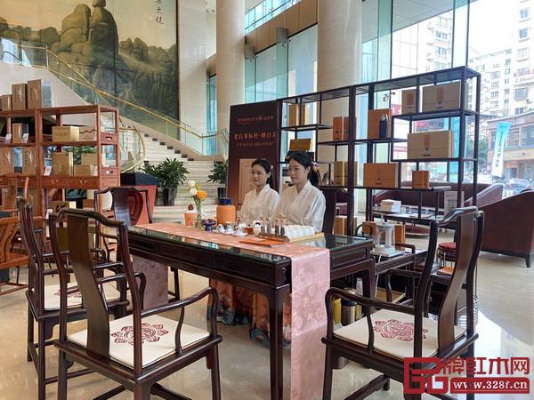 凹凸傳奇紅木在2023首屆國際白茶大會現(xiàn)場備受關(guān)注 凹凸傳奇紅木在2023首屆國際白茶大會現(xiàn)場備受關(guān)注