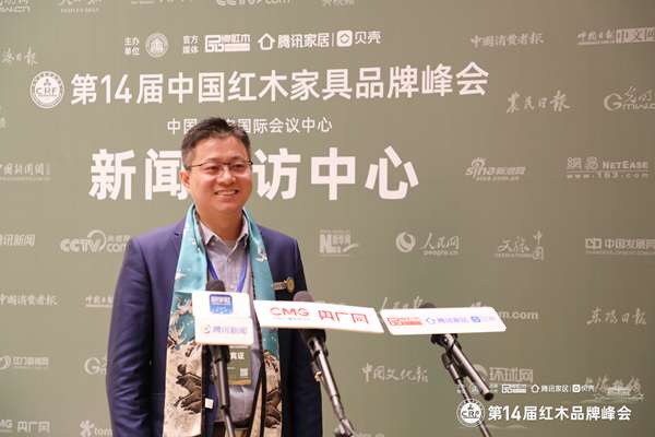 意大利巴吉五軸機械技術總監何帥接受媒體采訪