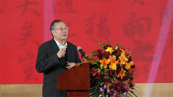 ▲浙江省政協原副主席陳加元發表致辭 ▲浙江省政協原副主席陳加元發表致辭