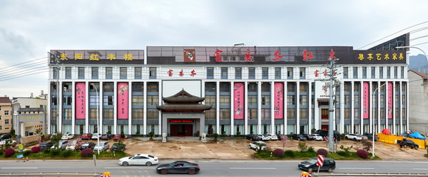 富萬家：尊享藝術家具，締造百年品牌