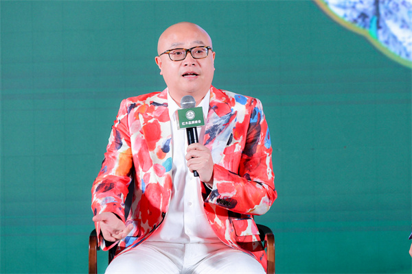 卓木王總裁杜長江在“創新驅動，數智突圍”主題論壇上發表看法