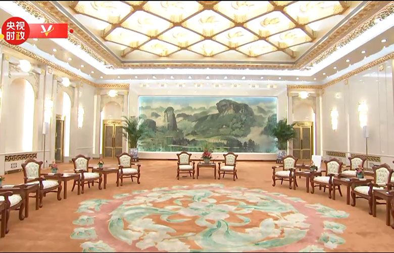 國賓之選，品質非凡：李忠信紅木閃耀人民大會堂