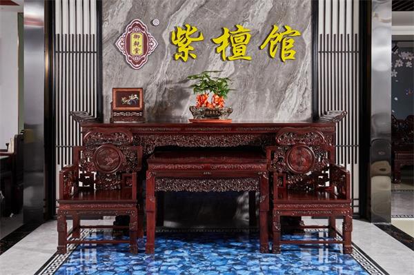 御乾堂紫檀館 | 愛上紫檀家具，是件很容易的事