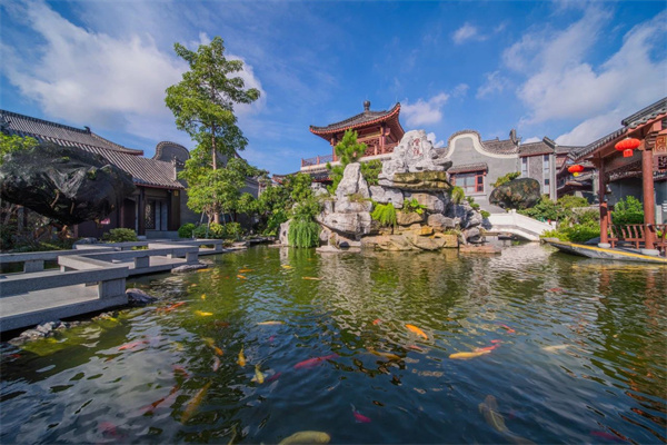 國家級4A旅游景區(qū)的紅博城為展會主會場 國家級4A旅游景區(qū)的紅博城為展會主會場