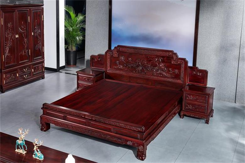 絨毛黃檀廠家鼎順紅木：鑒賞《國賓大床》的優雅與匠心