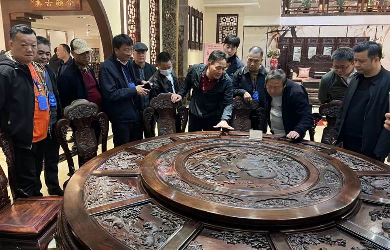 百位國、省工藝美術大師及非遺傳承人蒞臨國方家居參觀交流