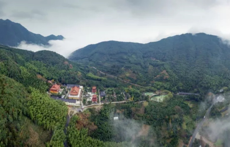 金華山管委會負責人蒞臨明堂家居，共探“詩路金華”新未來