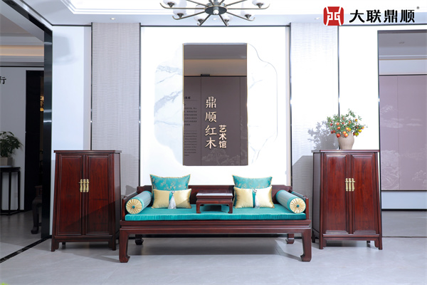 鼎順紅木 | 匠心傳承，紅酸枝家具的明式美學(xué)演繹