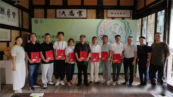 東邦紅木作品入藏國家一級(jí)博物館，陳杭峰代表行業(yè)發(fā)聲非遺傳承